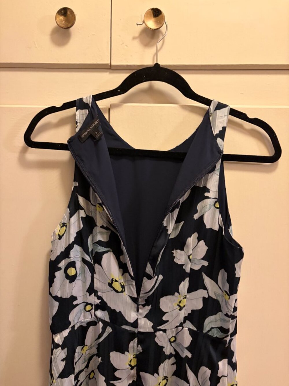 DRESS - Picture 3 of 5
